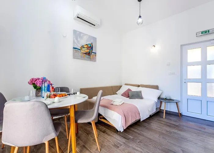 Apartmani Minto I Slava